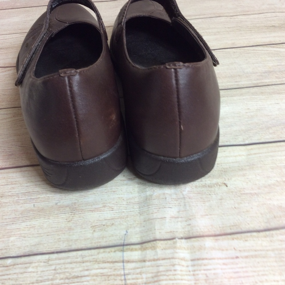 Dansko brown, leather embroidered Mary Jane. Size 40.  Size 10 - Picture 4 of 11